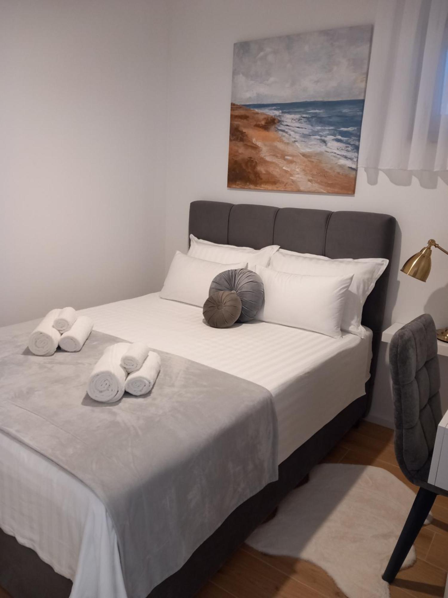 Leilani & Karolina Apartment Vrsi