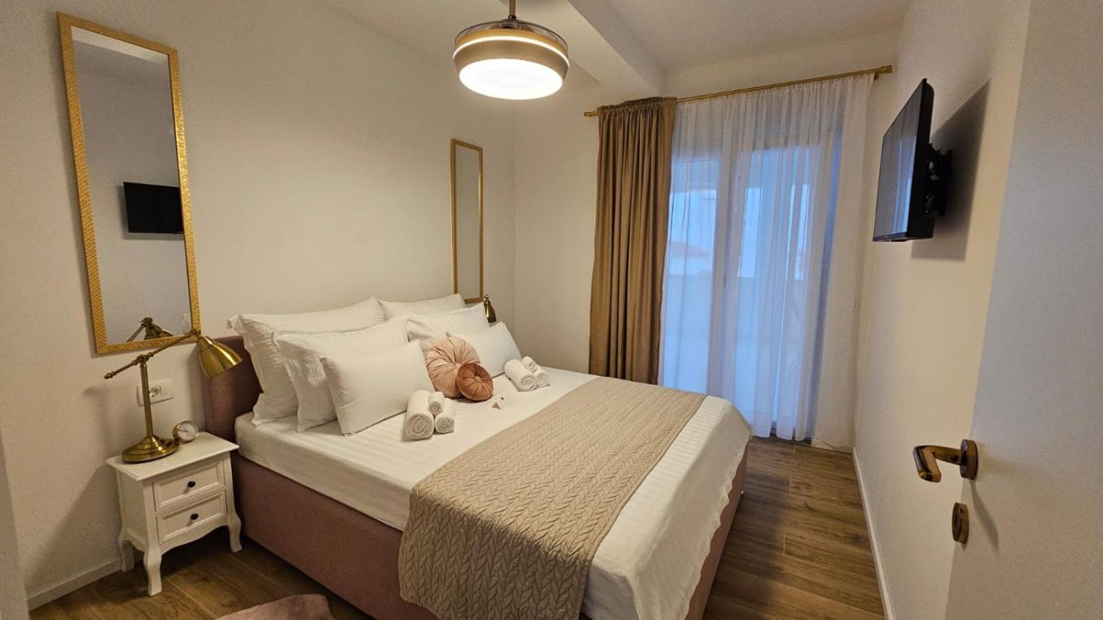 Apartment Leilani & Karolina Vrsi
