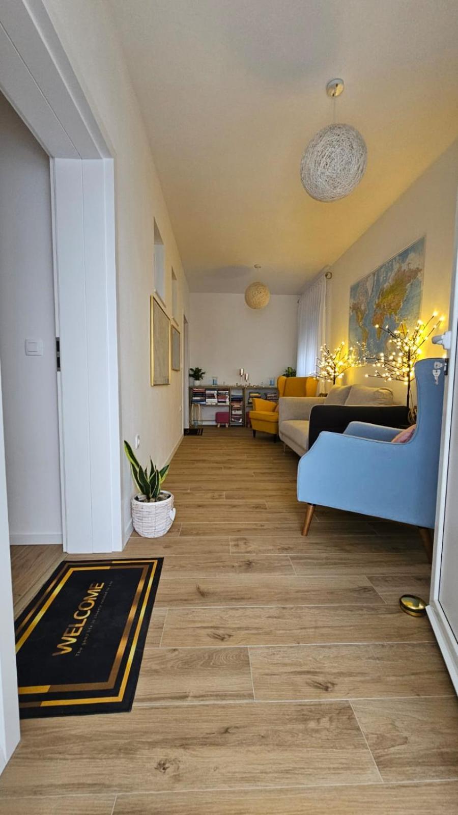 Leilani & Karolina Apartment